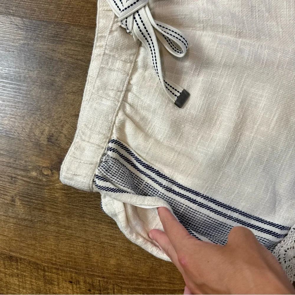 NWT Aerie Cotton Linen Stripe Lace Shorts Sz Medium Tie Waist - Picture 5 of 8